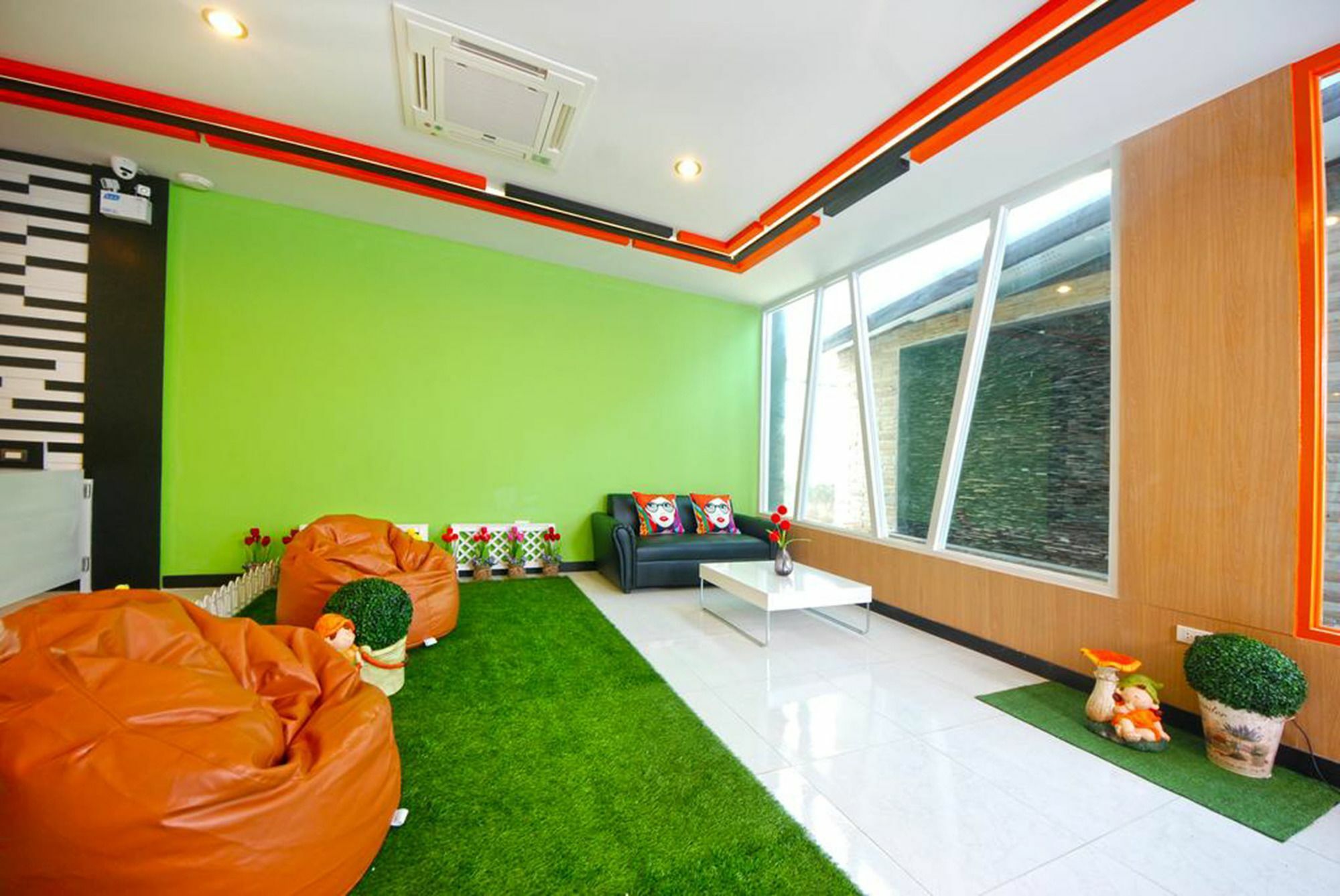 סוראט תאני C Tower Hotel מראה חיצוני תמונה